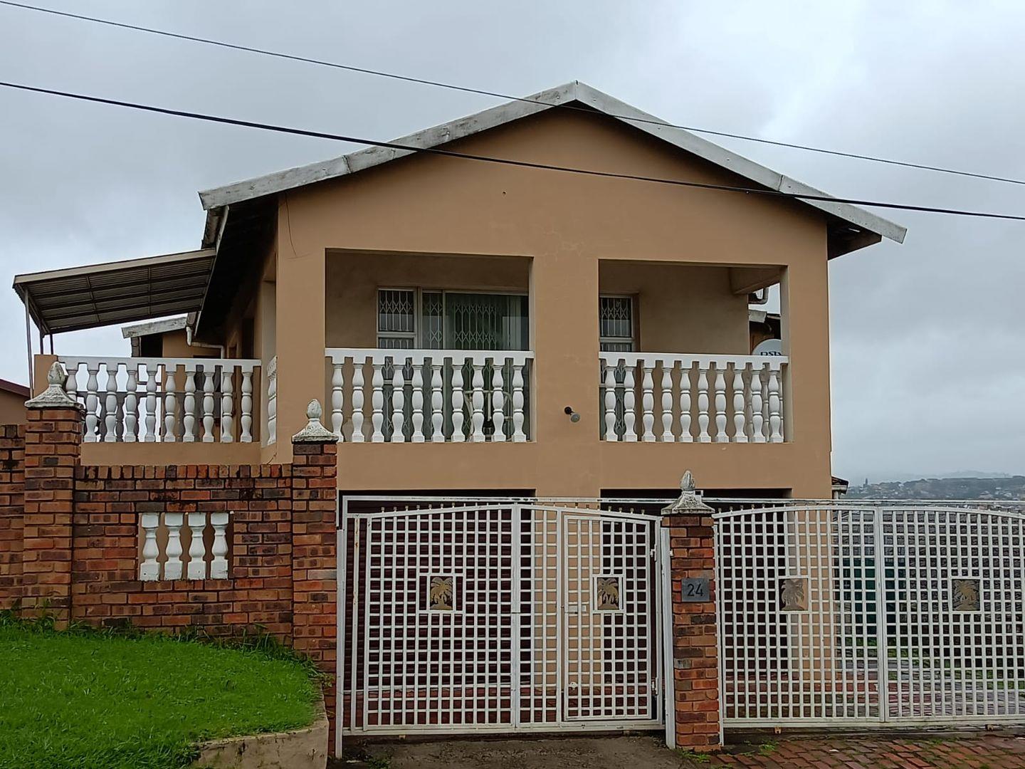 6 Bedroom House for sale in Kwamashu P24113904093