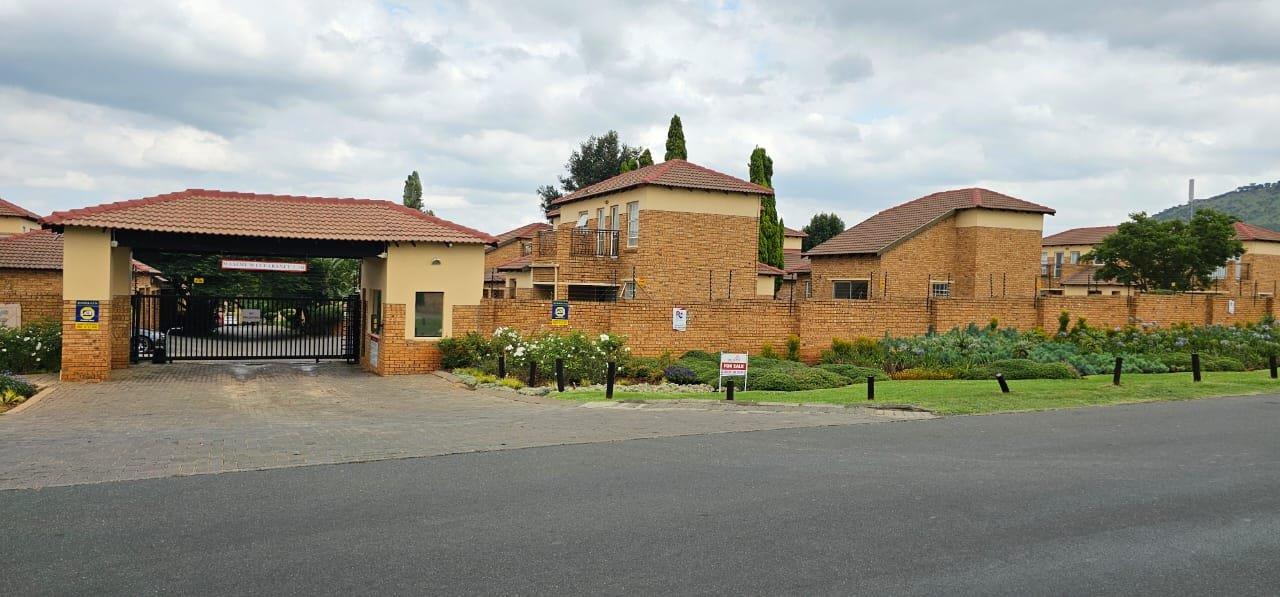 Willowbrook Property Townhouses for sale in Willowbrook Property24