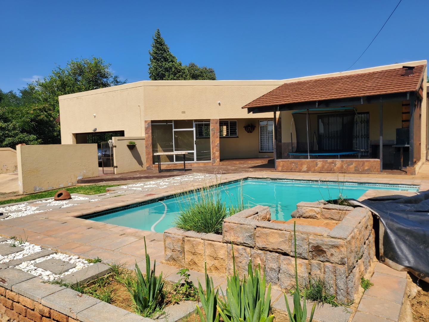 Farm for sale in Walker Fruit Farms P24113909792