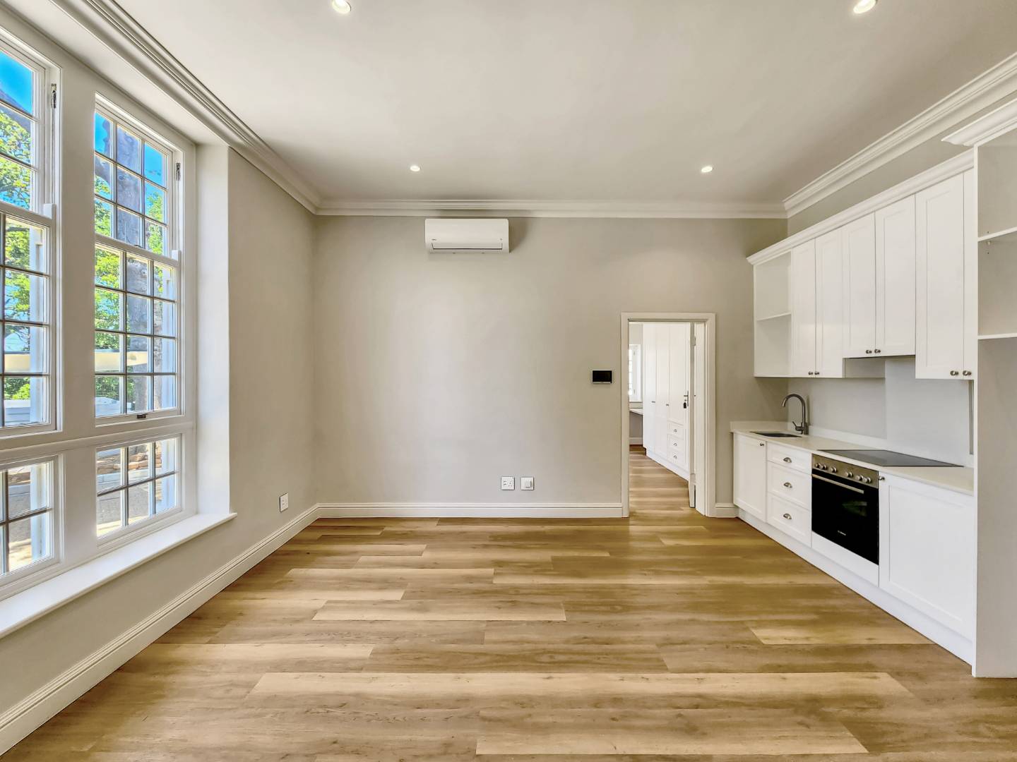 1 Bedroom Apartment / flat for sale in Claremont Upper P24113910094