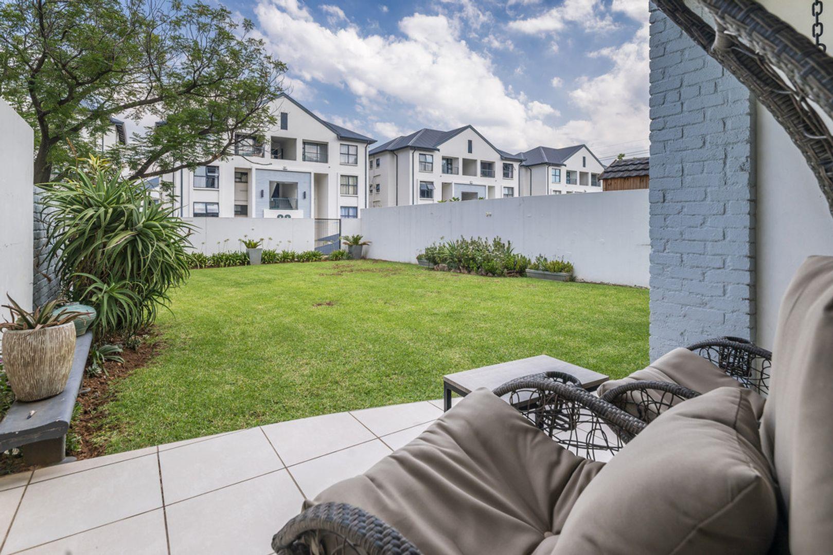 3 Bedroom Apartment / flat for sale in Bryanston P24113911395