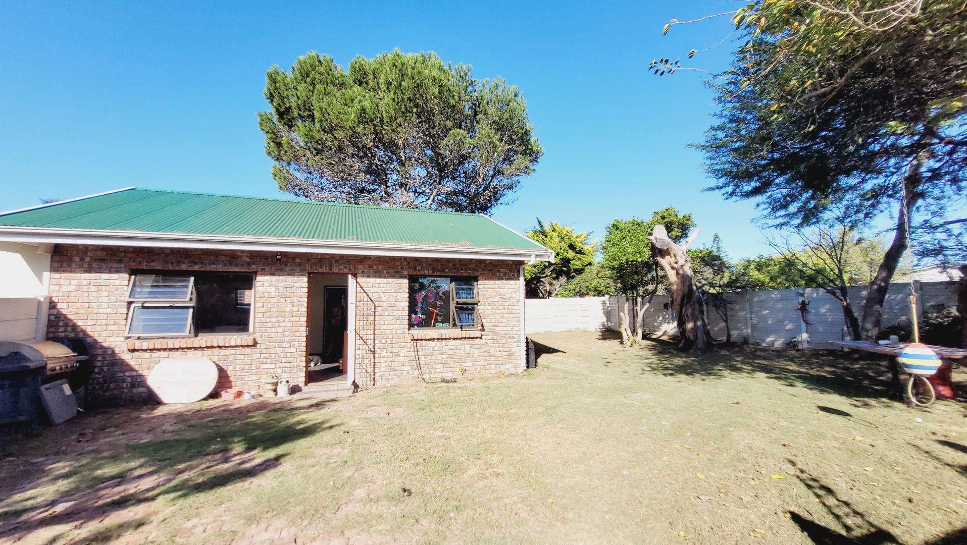 Walmer Property Property and houses to rent in Walmer