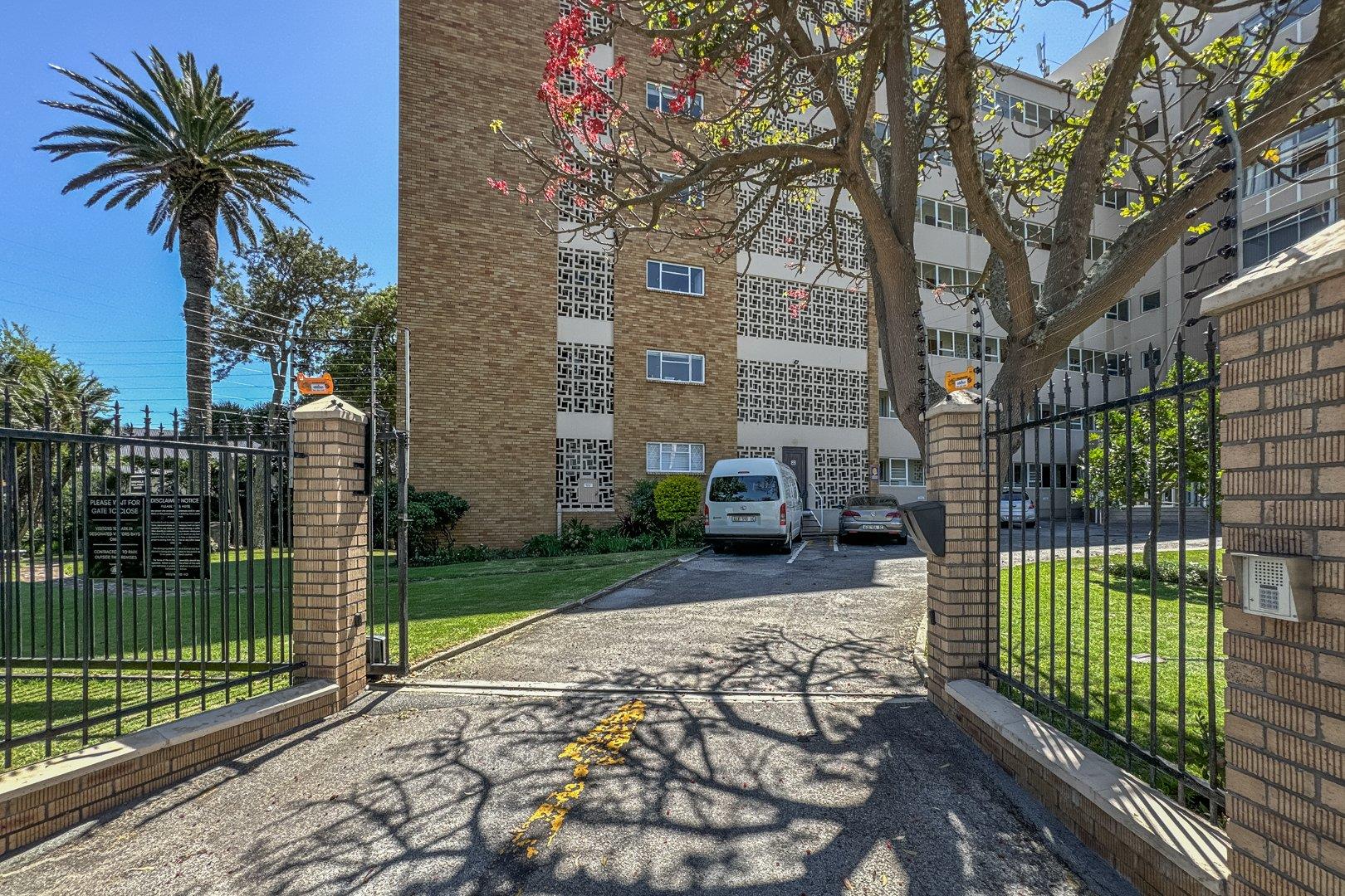 St Park Property Apartments / flats for sale in St