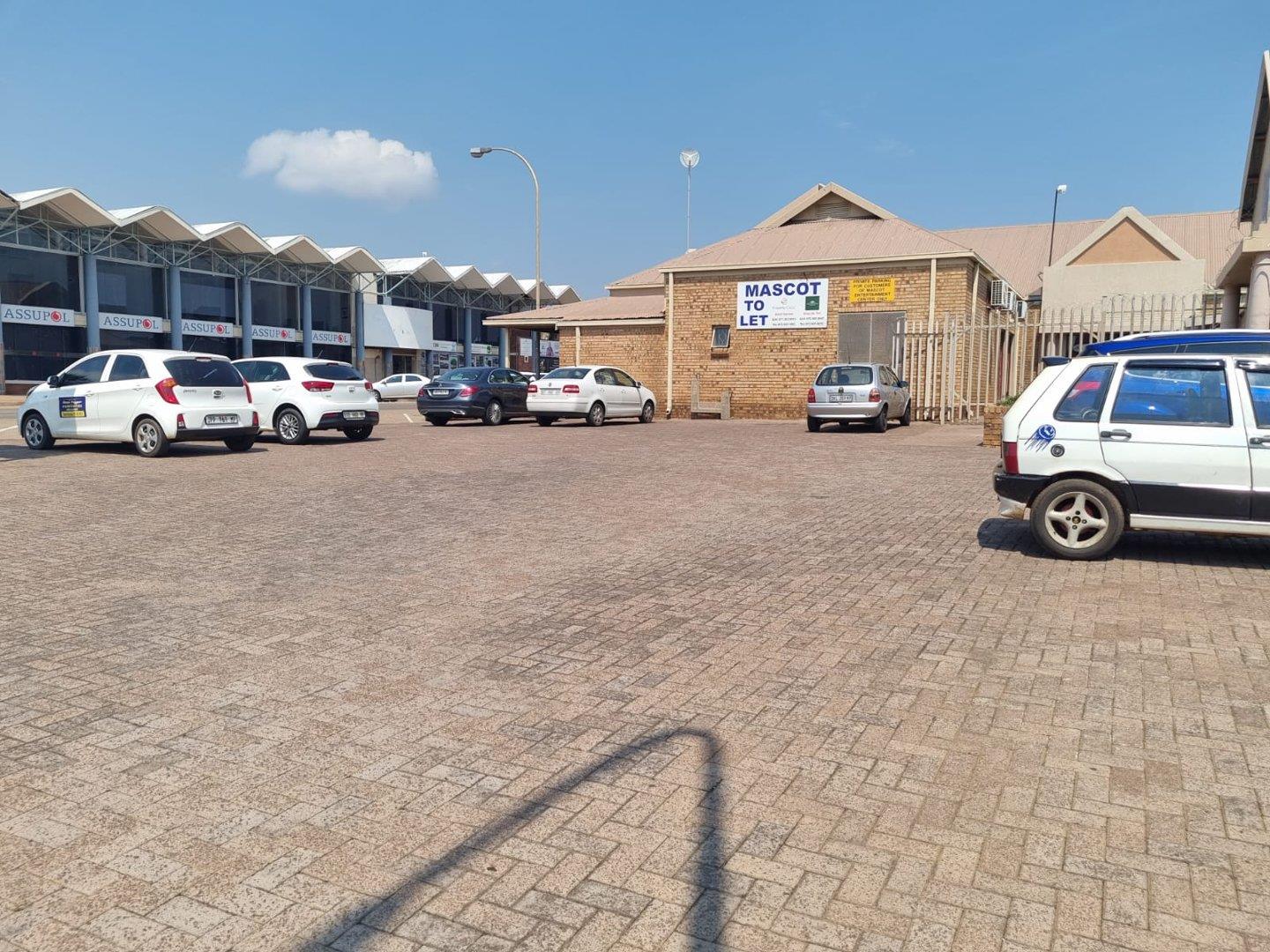Commercial property to rent in Middelburg Central P24113914580