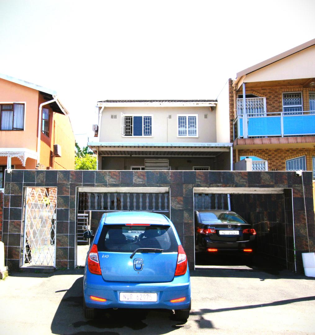 Phoenix Industrial Property Property and houses for sale in Phoenix