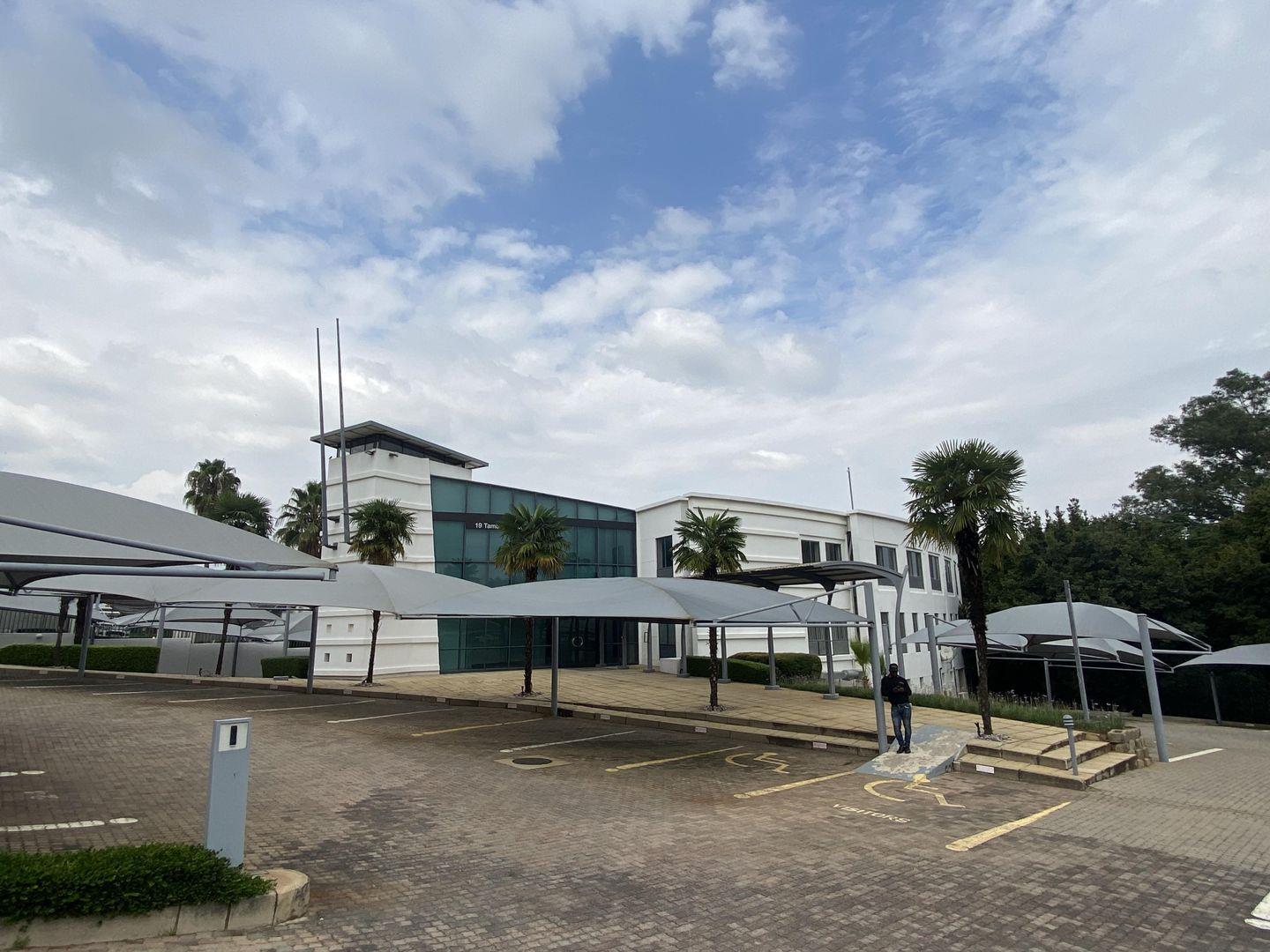 Commercial property for sale in Sunninghill 19 Tambach Road P24