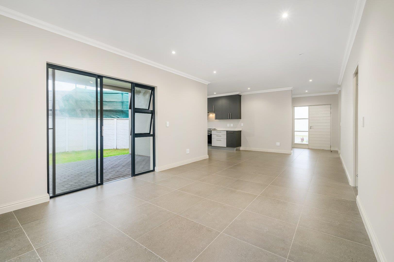 3 Bedroom House for sale in Westbrook 15 Burchell Road P24113917375