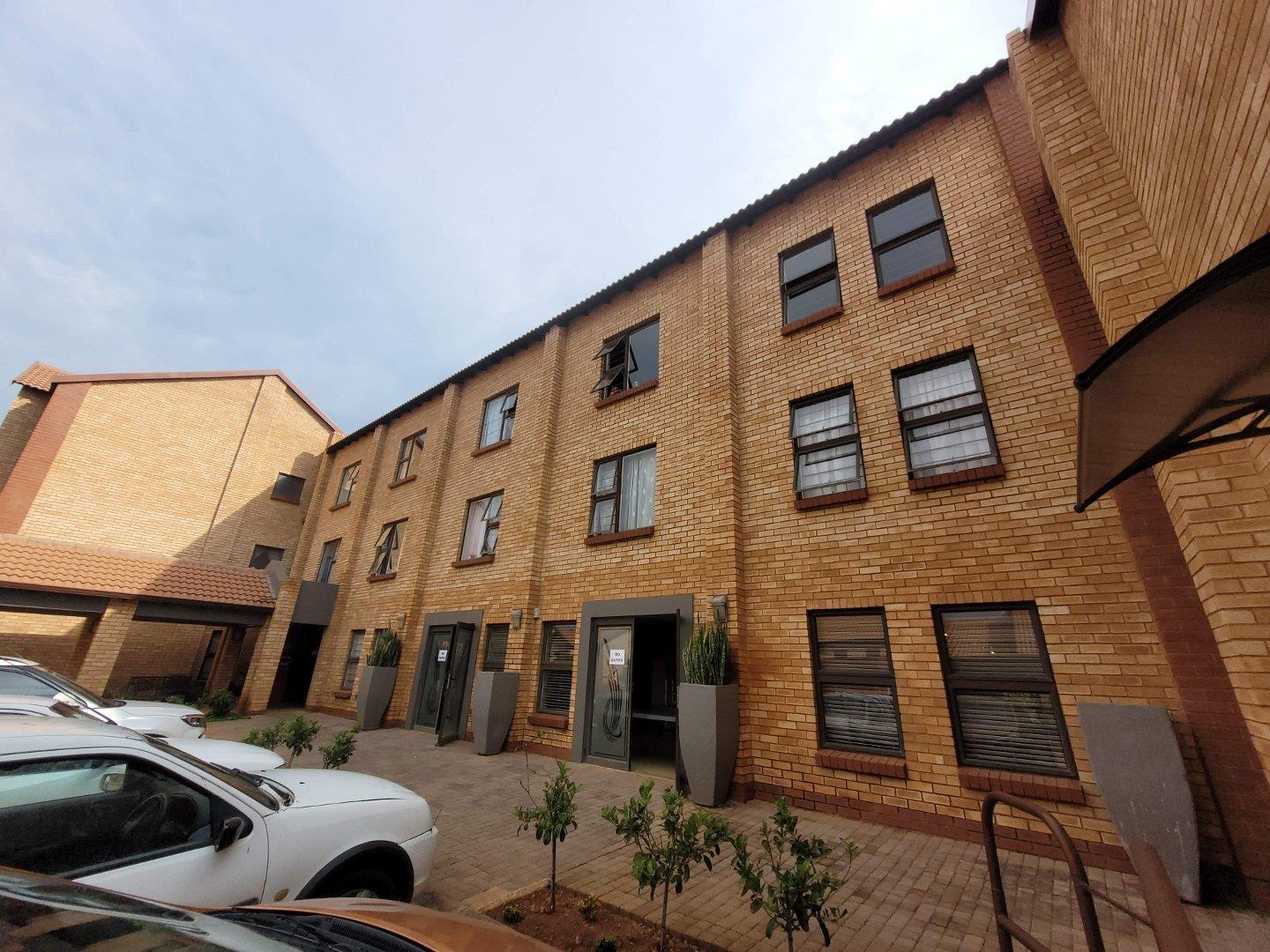 1 Bedroom Apartment / flat for sale in Montana Tuine P24113918225