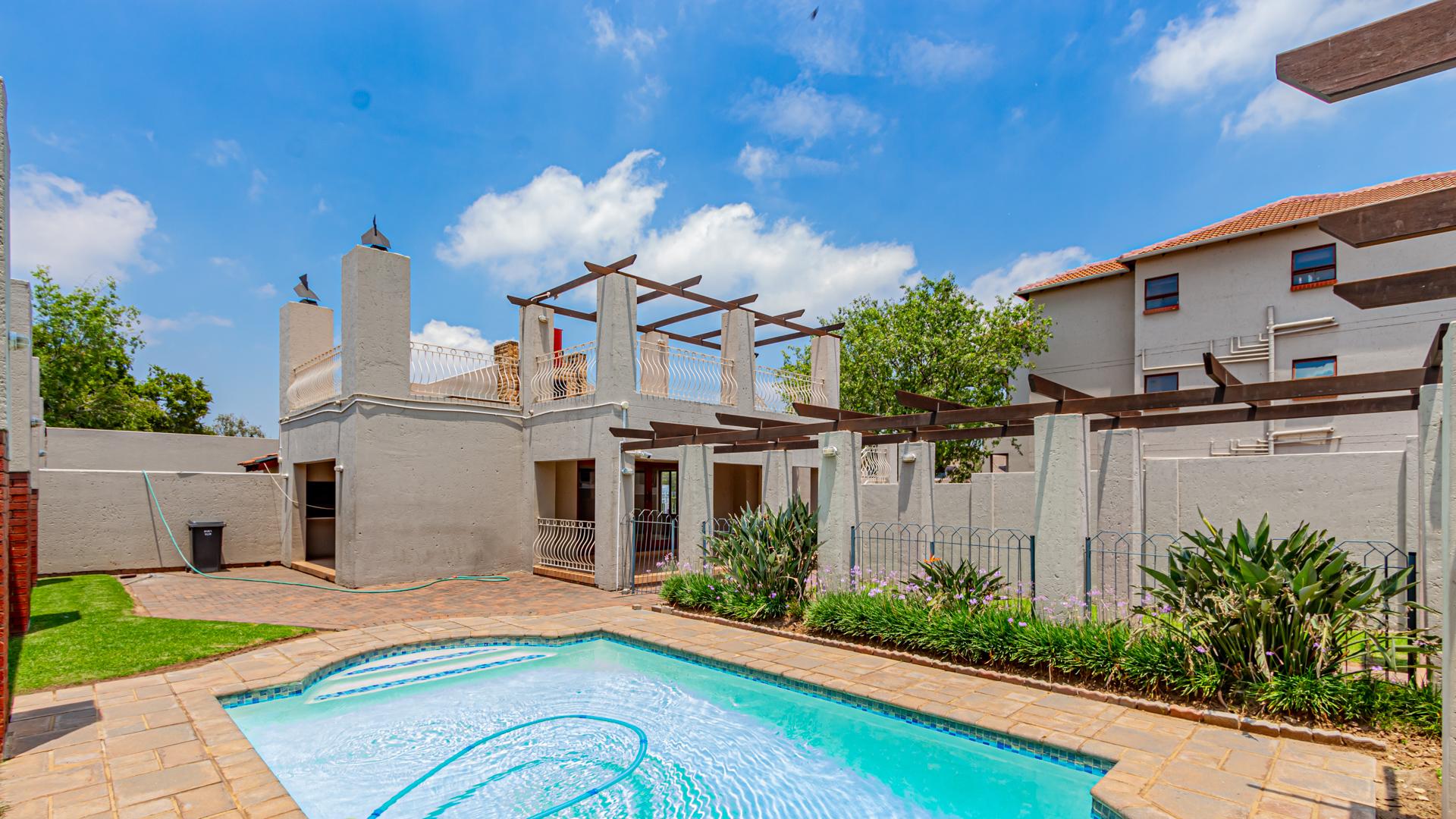 Sunninghill Property Property and houses for sale in Sunninghill