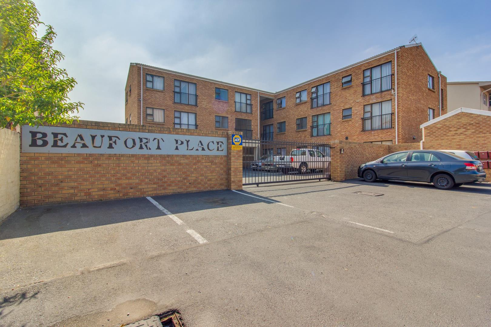 Apartments / flats for sale in Goodwood Goodwood Property