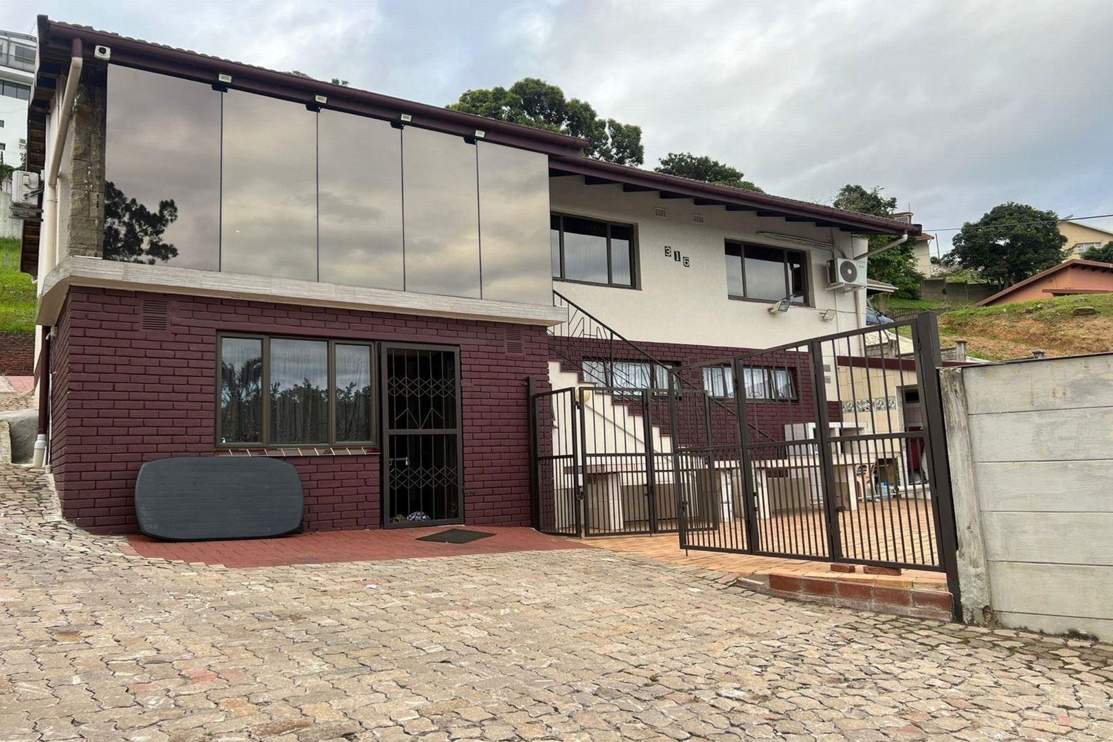 3 Bedroom House for sale in Chatsworth Central P24113919040