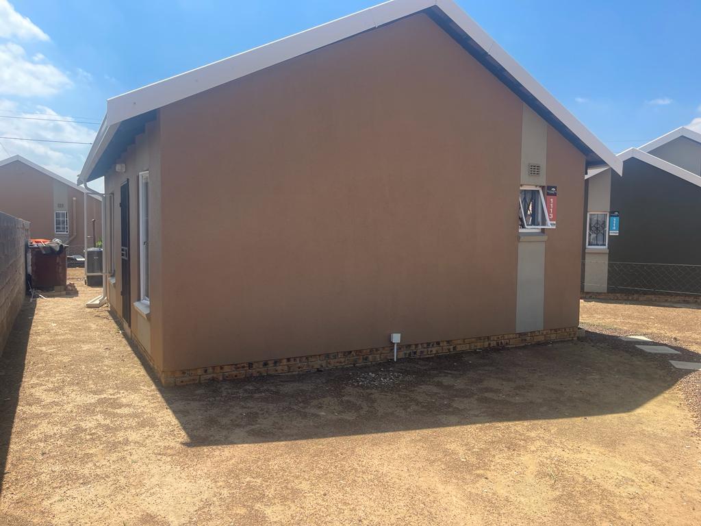 2 Bedroom House for sale in Savanna City Savanna City P24113919439