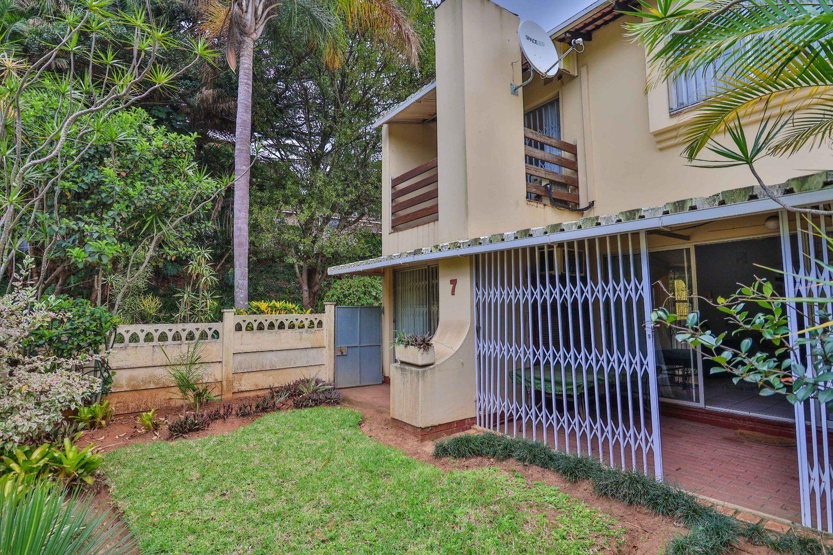 Kzn South Coast Property Townhouse to rent in Kzn South Coast Page 2