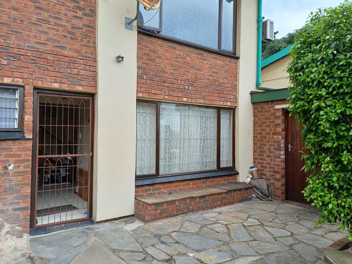 3 Bedroom Townhouse for sale in P24113920166