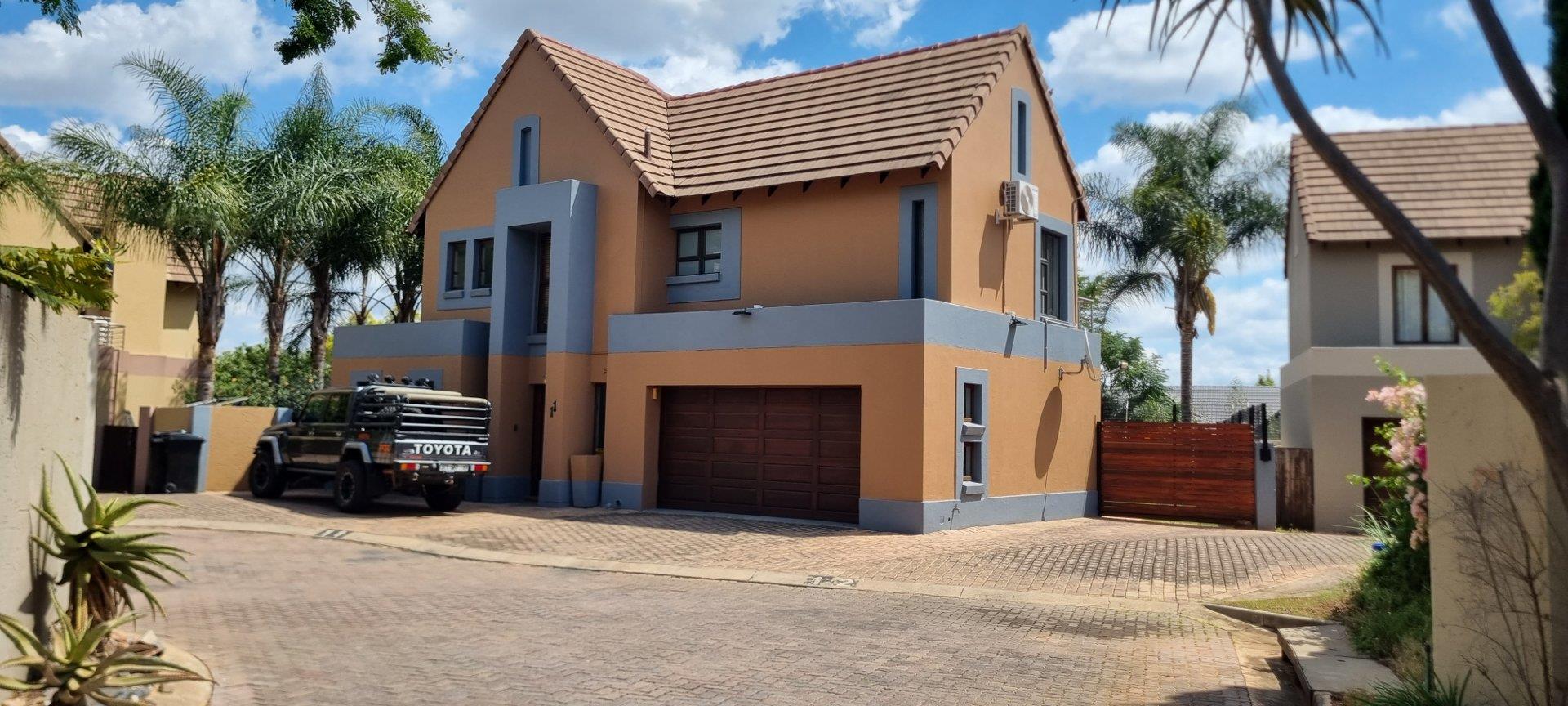 3 Bedroom House for sale in Silver Stream Estate P24113922098