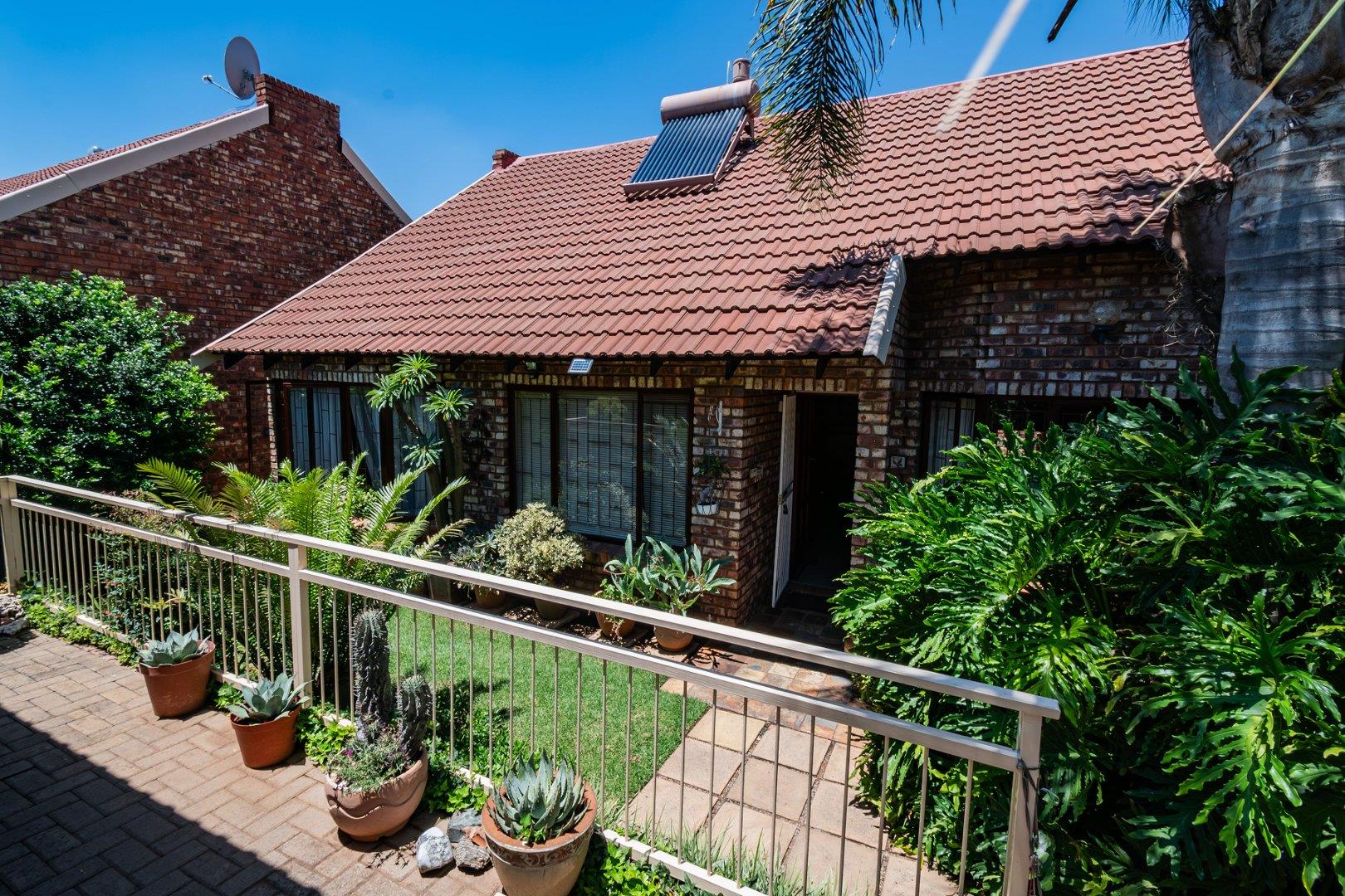 Townhouses for sale in Bloemfontein Bloemfontein Property