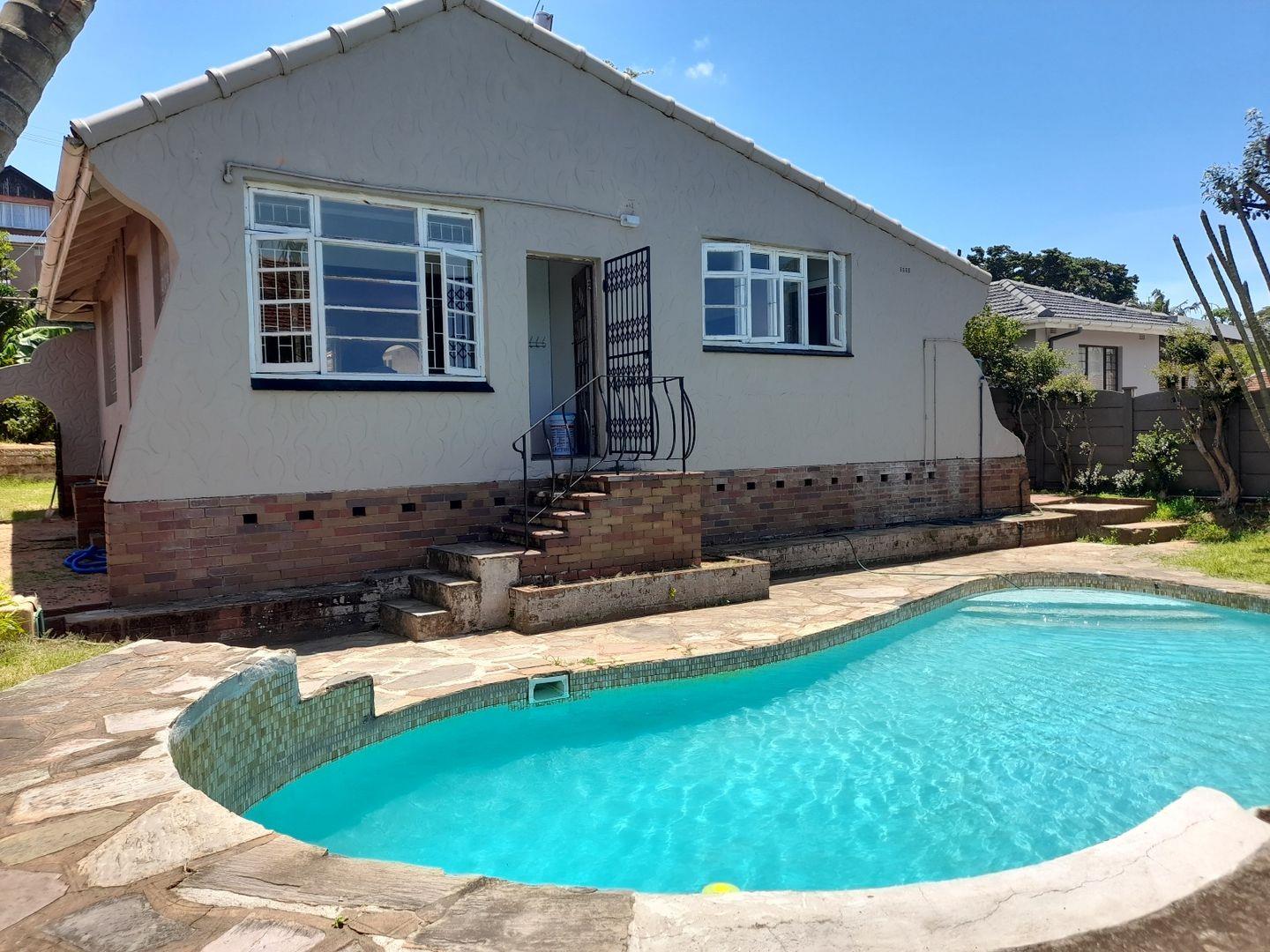 3 Bedroom House for sale in Bluff 65 Watsonia Road P24113923823