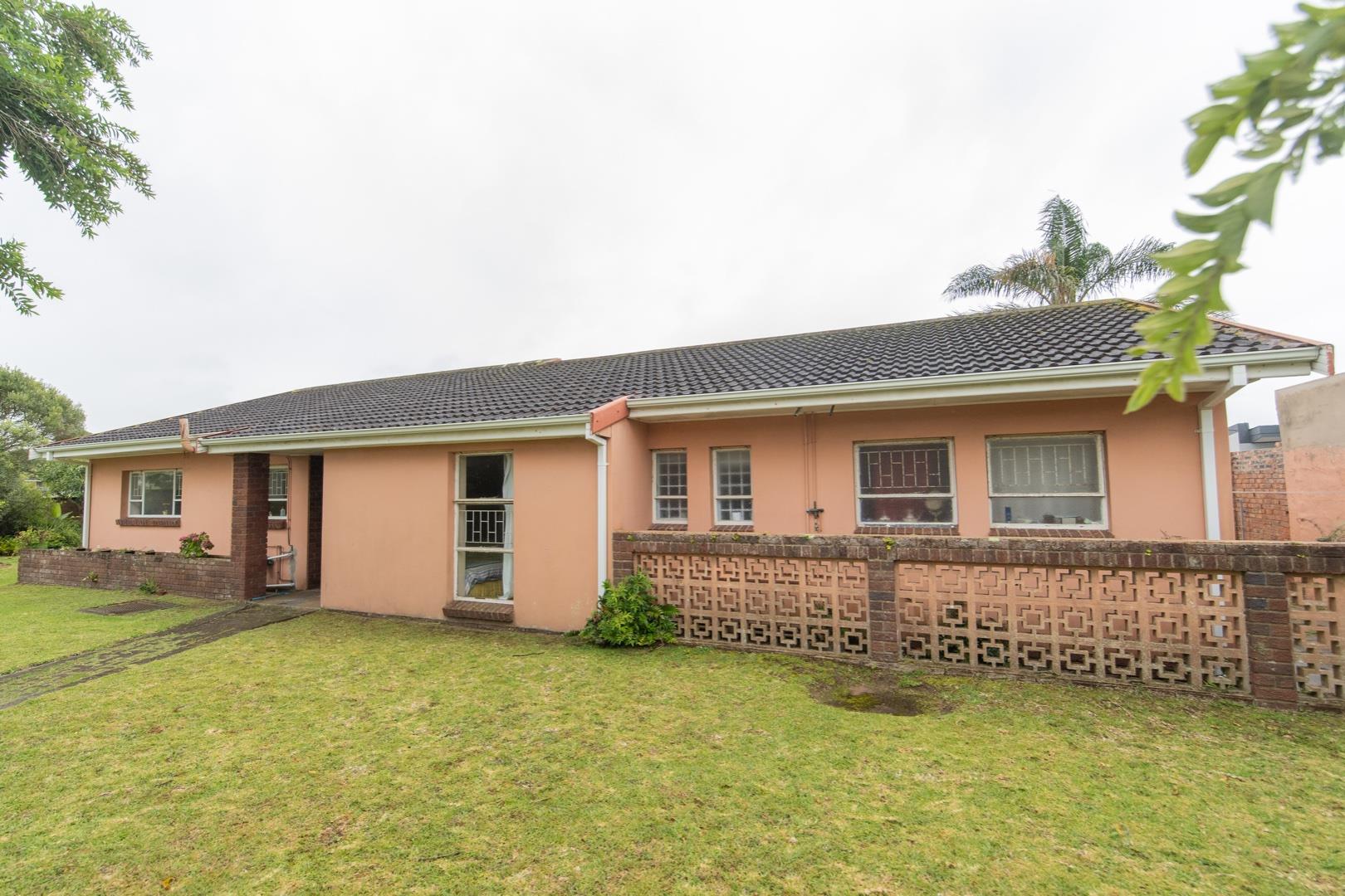 4 Bedroom House for sale in Lorraine 8 Carol Street P24113924397