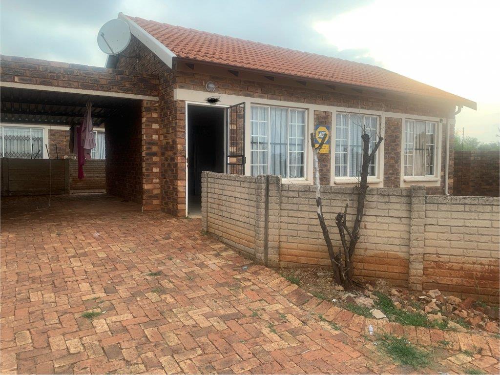 3 Bedroom Townhouse for sale in The Orchards P24113925113