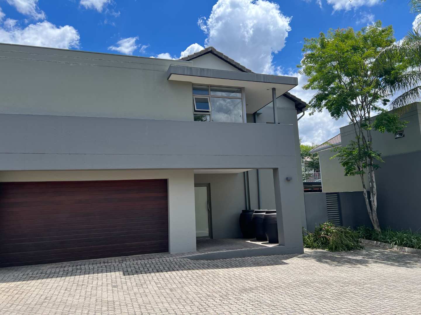 3 Bedroom Townhouse for sale in Menlo Park P24113927392