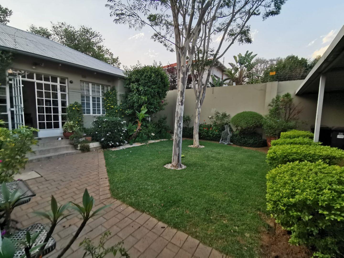 3 Bedroom House for sale in Sydenham P24113927491