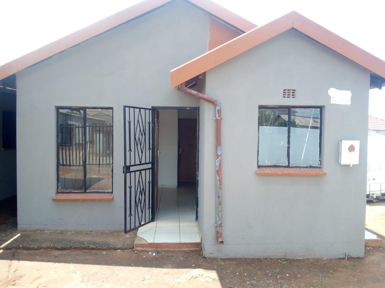 Vosloorus Ext 2 Property Property and houses to rent in Vosloorus Ext
