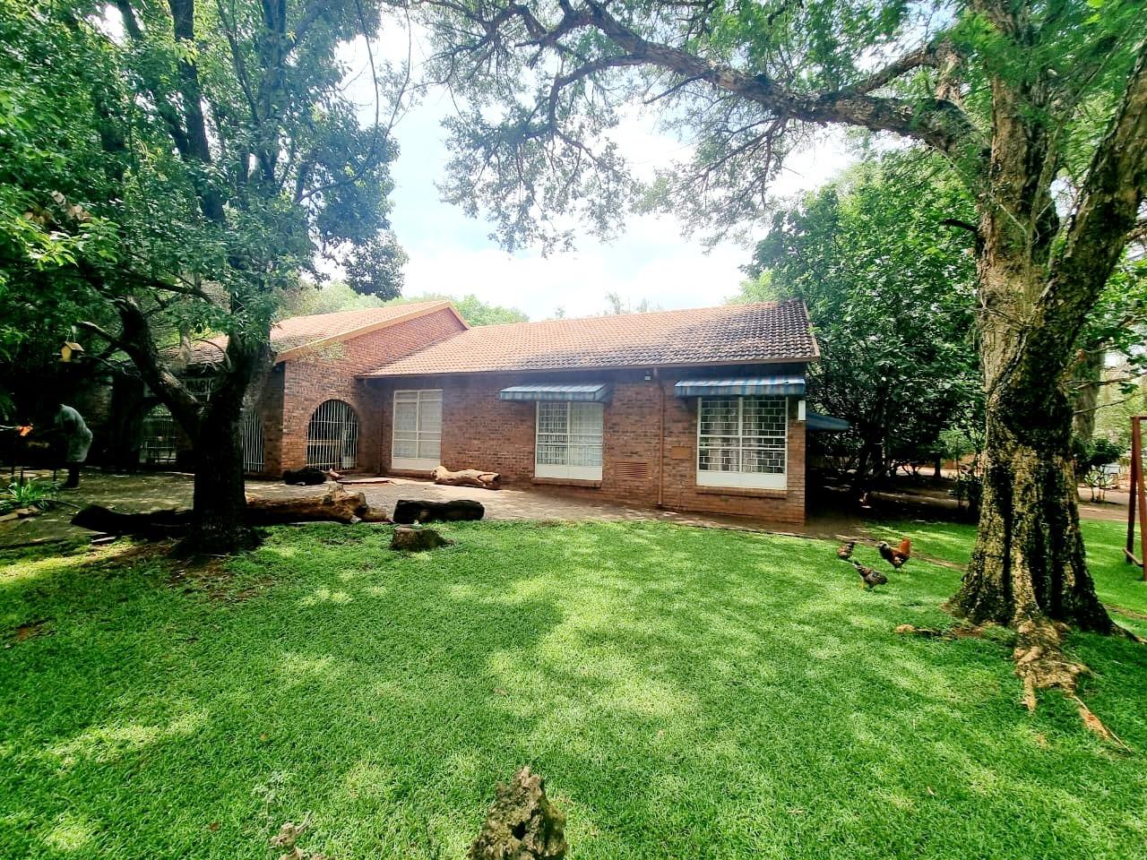 Commercial property for sale in Groot Marico Rural 289 Vergenoegd