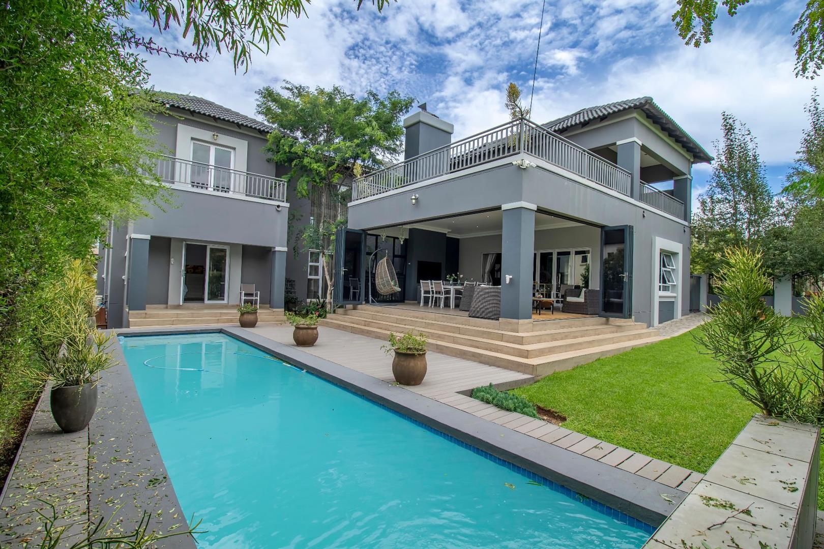 Blue Valley Golf Estate Property Property and houses for sale in Blue