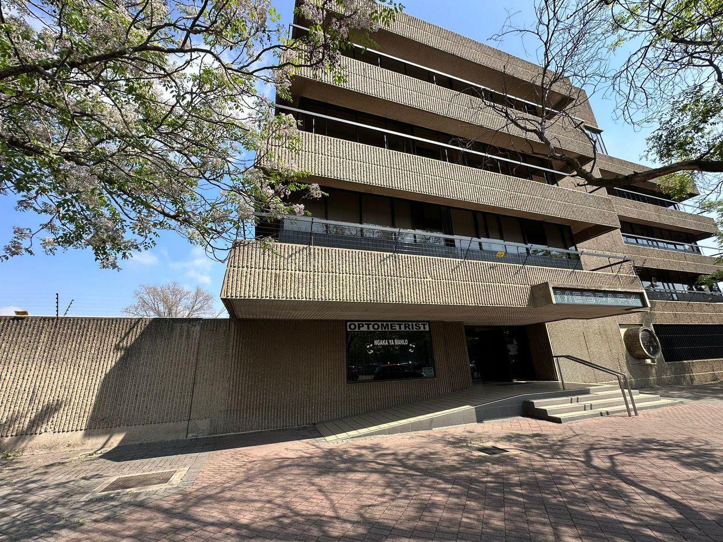 Commercial property to rent in Vereeniging Vereeniging Property