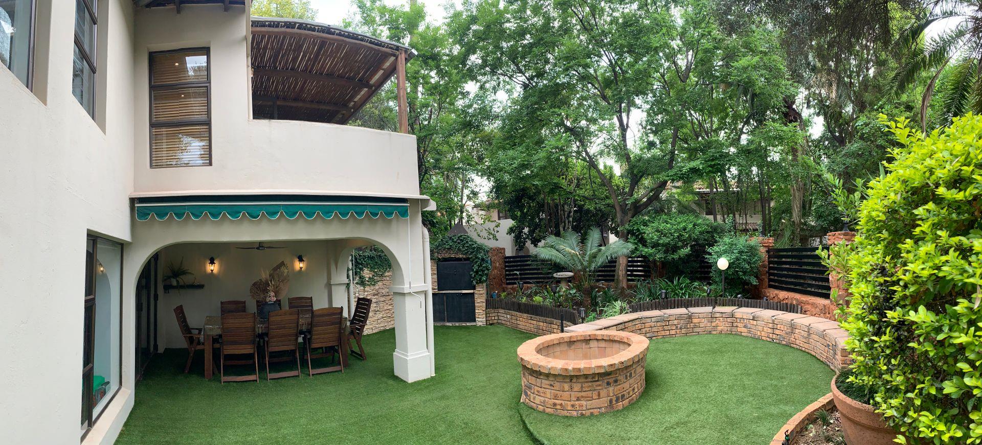 3 Bedroom Apartment / flat for sale in Eagles Landing 14 Eagles