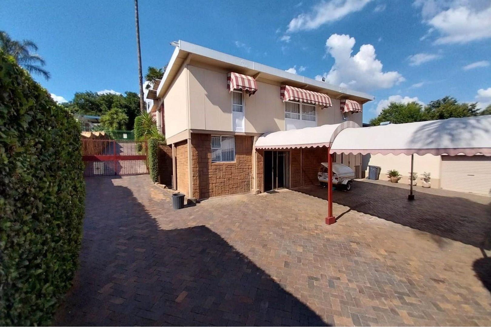 House For Sale Clubview Amherstburg at Christopher Reddy blog