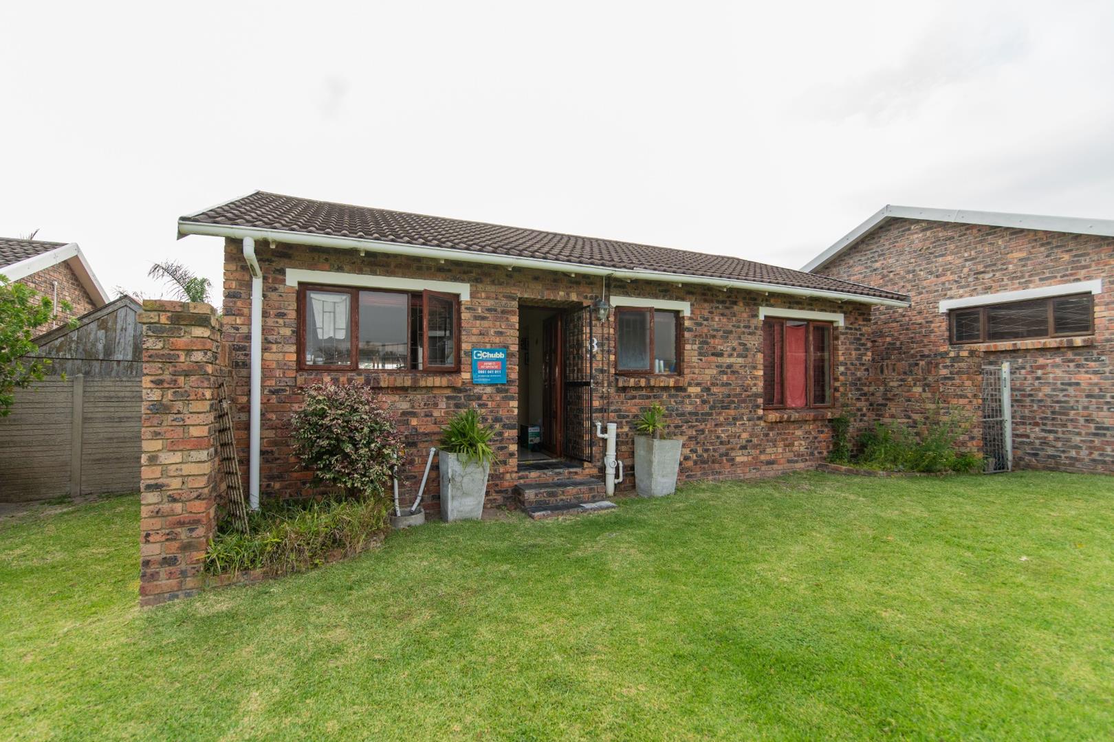 Townhouses for sale in Port Elizabeth Port Elizabeth Property