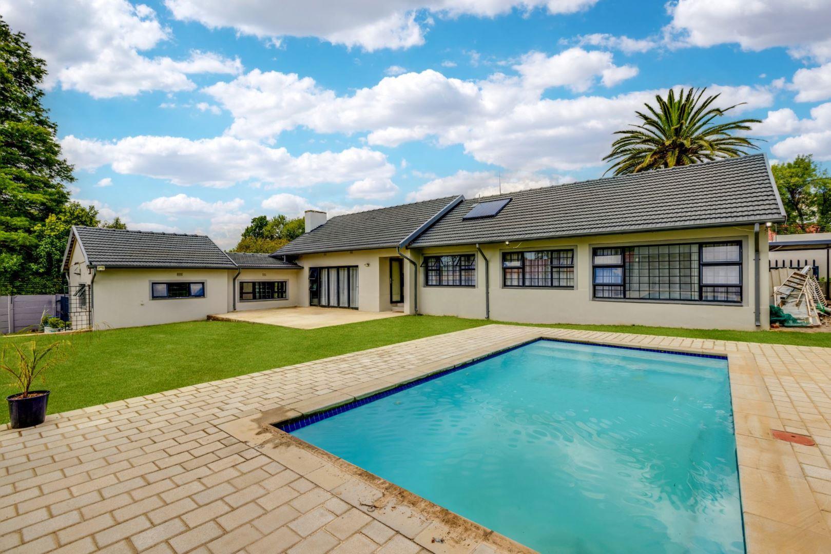 3 Bedroom House for sale in Bordeaux 25 Louis Road P24113931938