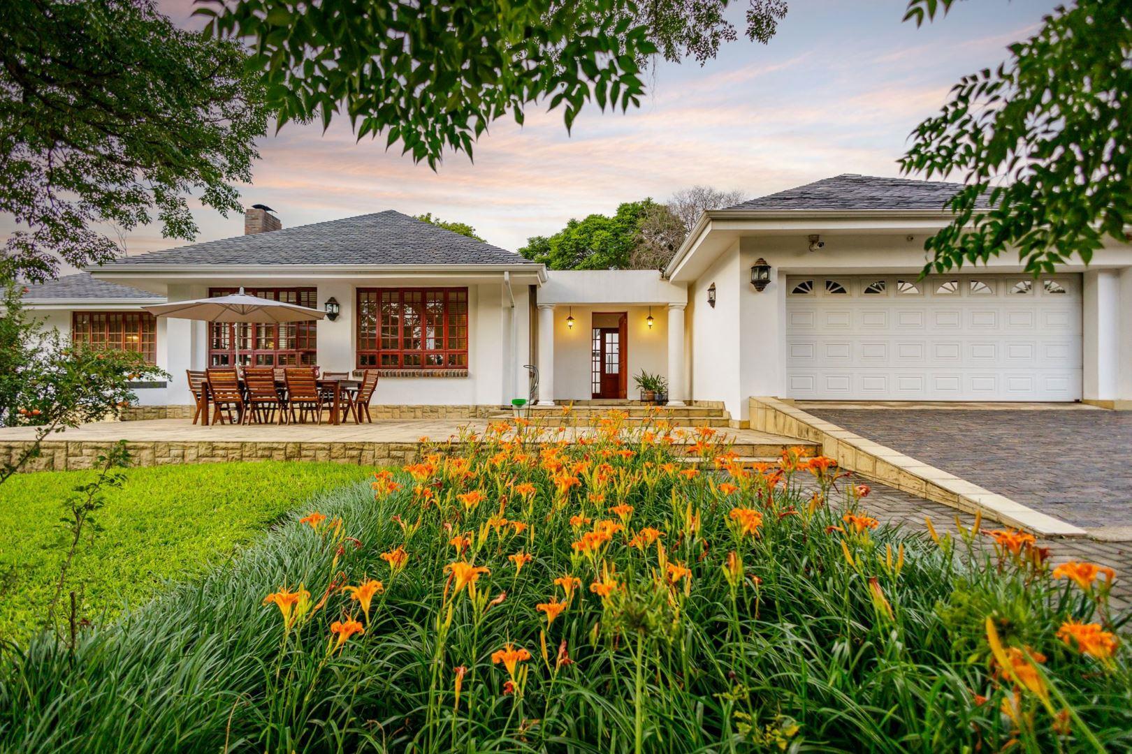 3 Bedroom House for sale in Northcliff P24113932683