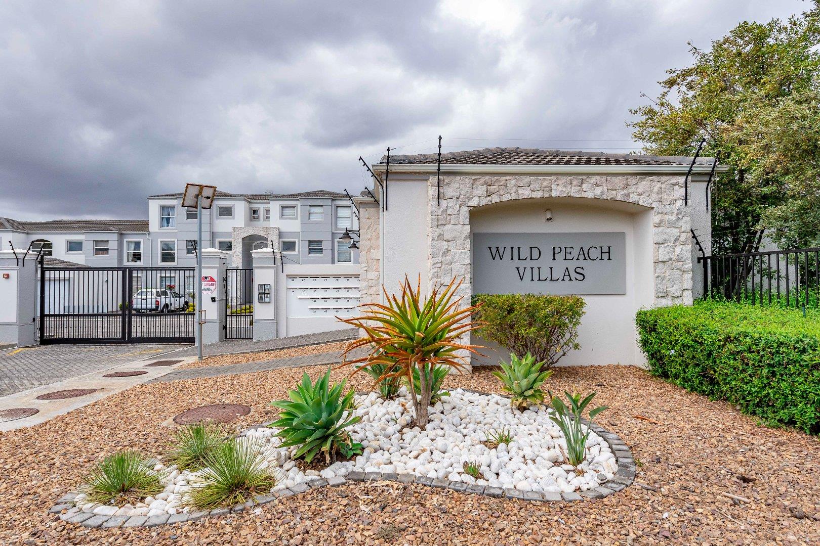 Pinehurst Property Apartments / flats for sale in Pinehurst