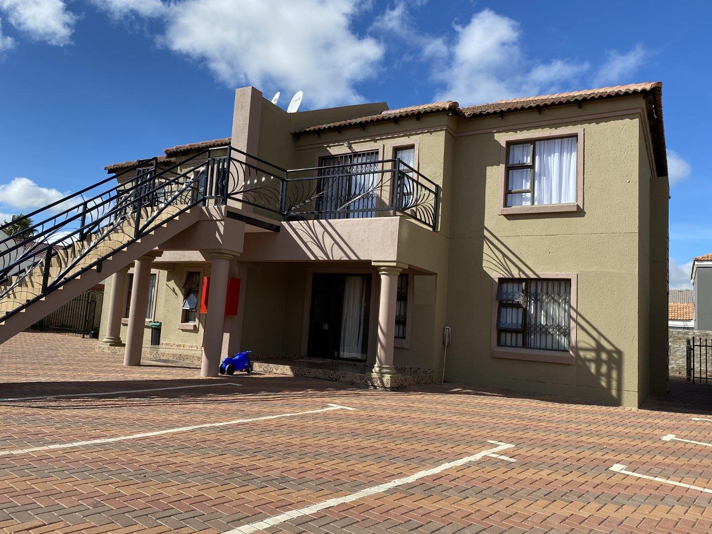 Casa Acacia Property Property and houses for sale in Casa Acacia