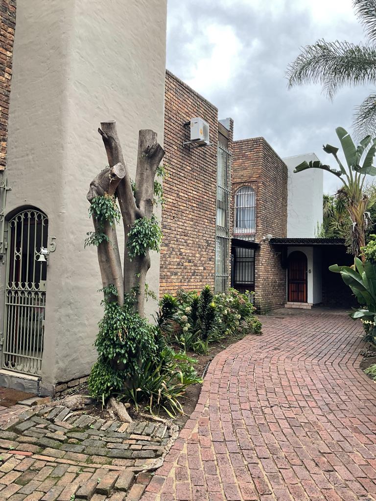 5 Bedroom Townhouse for sale in Arcadia P24113937083