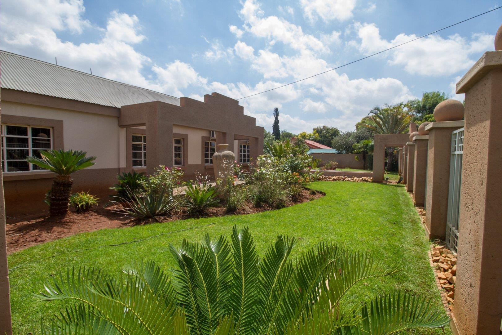 3 Bedroom House for sale in Waverley 1282 Starkey Avenue P24113933543