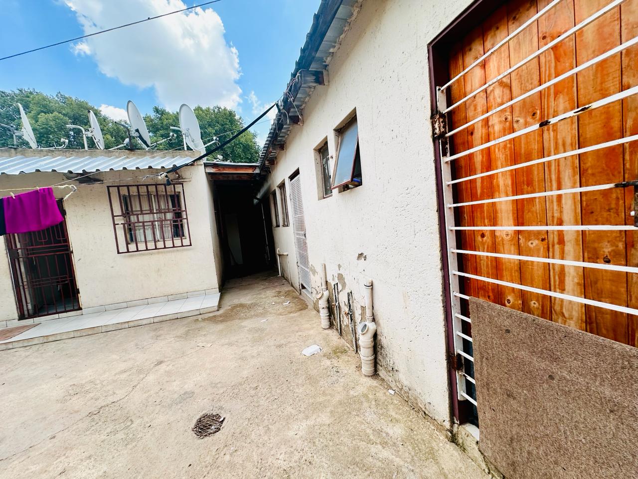 Commercial property for sale in Bellevue East P24113835038