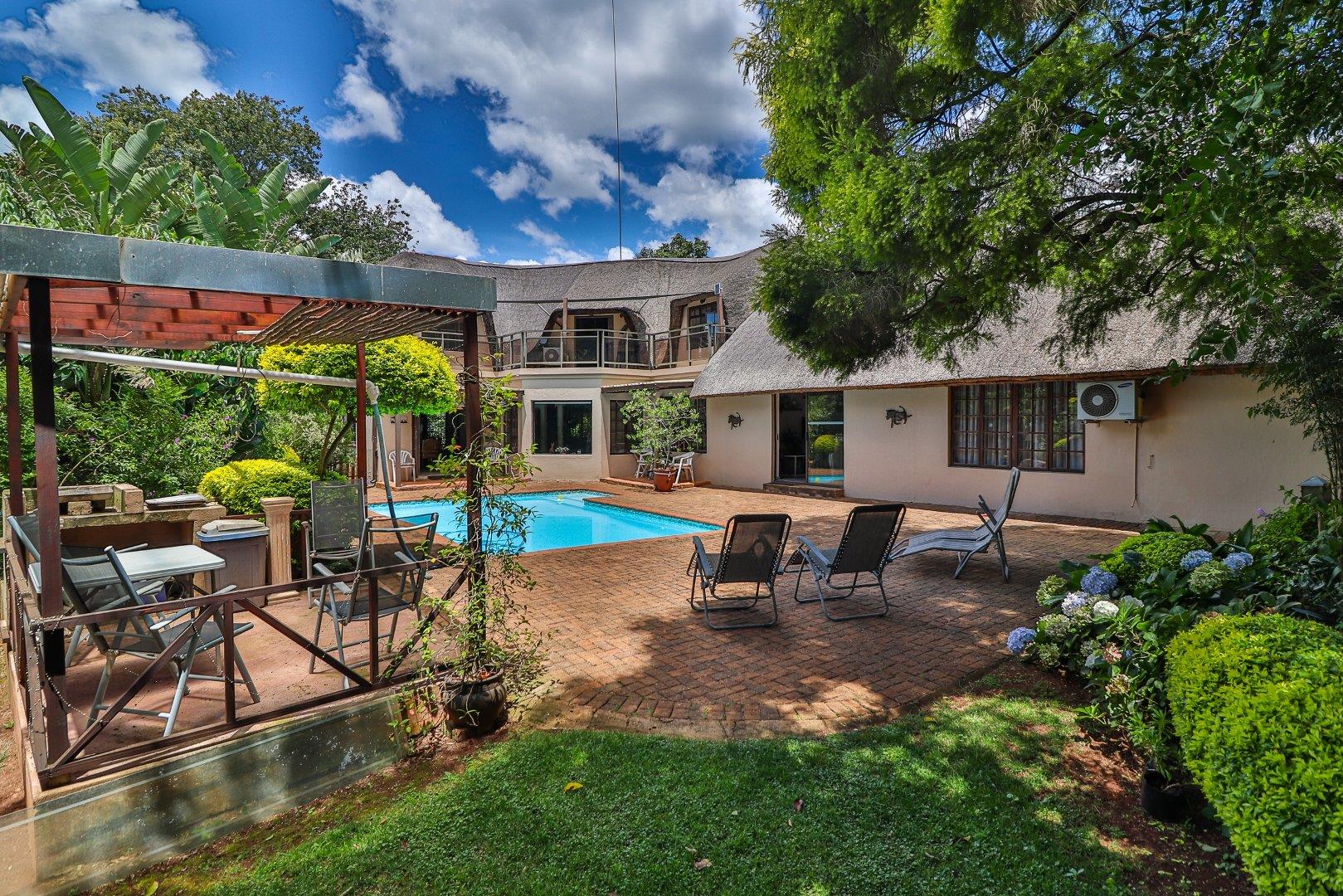 6 Bedroom House for sale in Merrivale Heights P24113938300