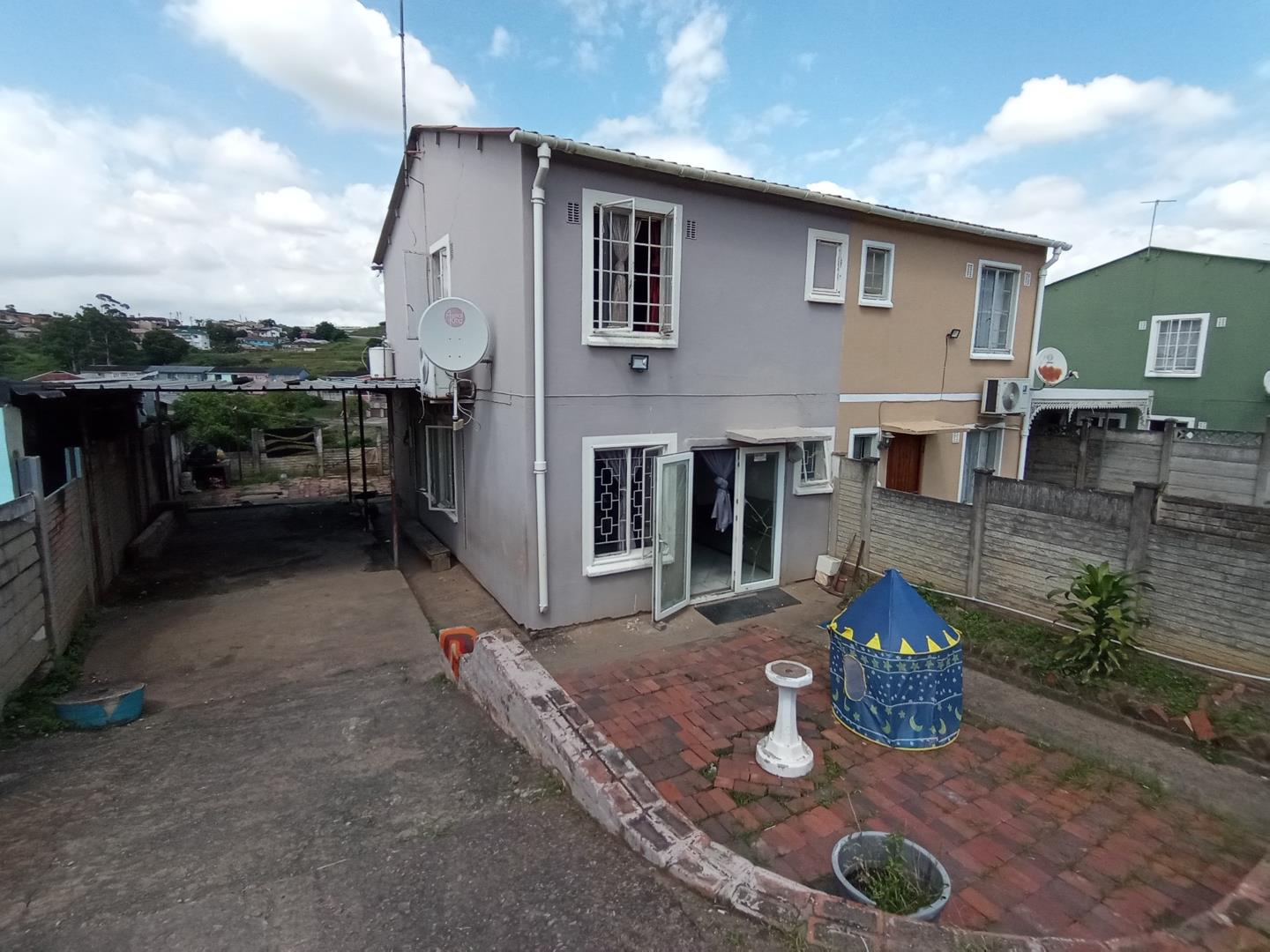 3 Bedroom House for sale in Newlands East P24113938744
