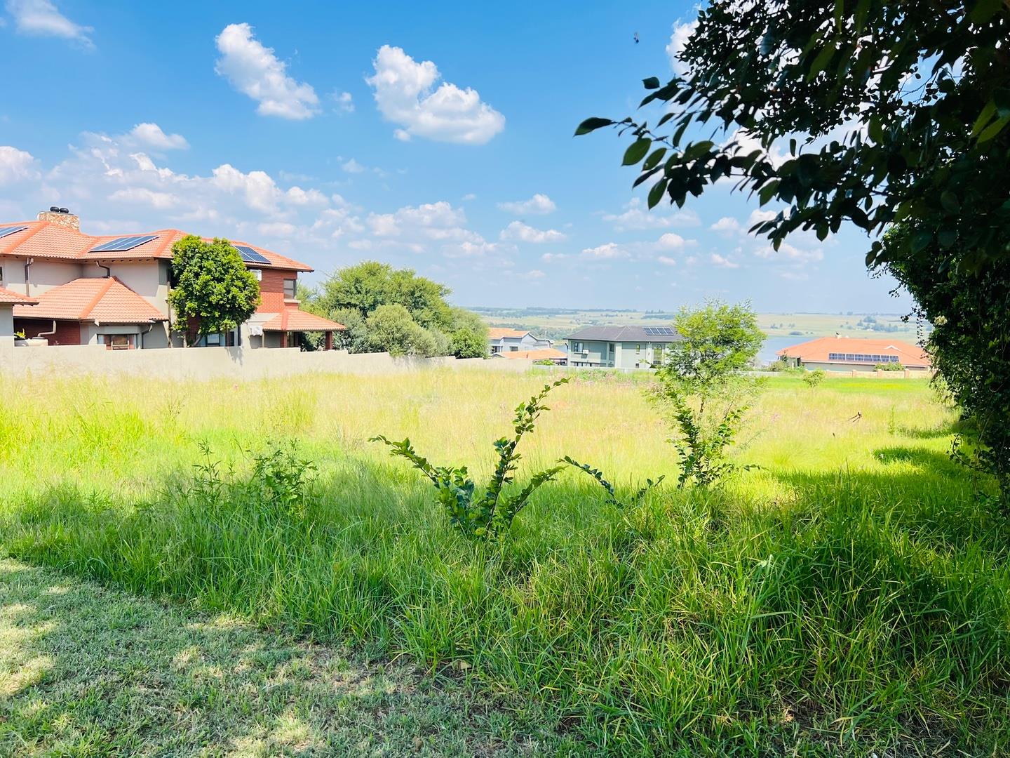 Aquavista Mountain Estate Property Property and houses for sale in