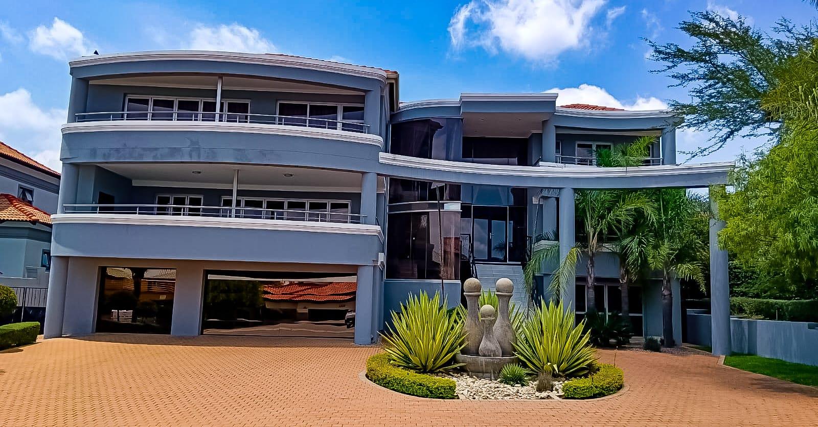 Blue Valley Golf Estate Property Property and houses for sale in Blue