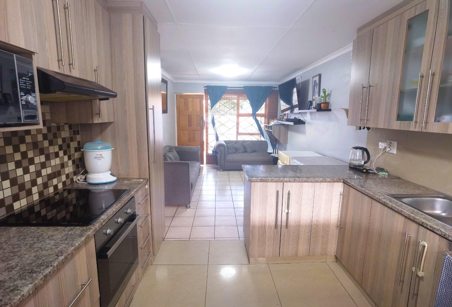 Houses for sale in Goodwood Goodwood Property