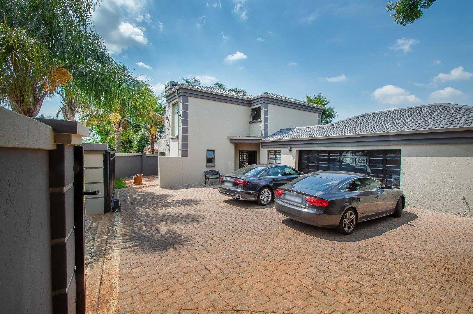 Willowbrook Property Property and houses for sale in Willowbrook