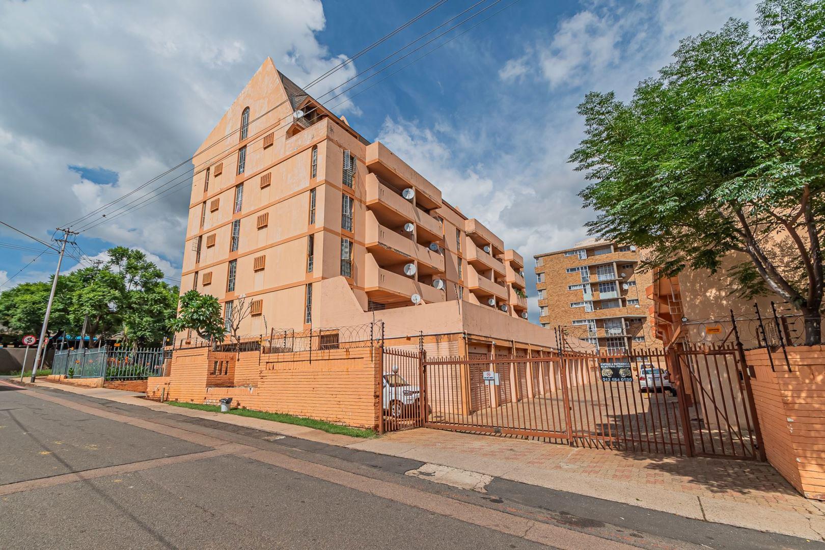 3 Bedroom Apartment / flat for sale in Sunnyside P24113946615