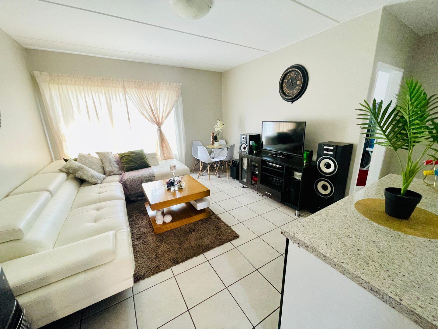 Cresta Property Property and houses for sale in Cresta