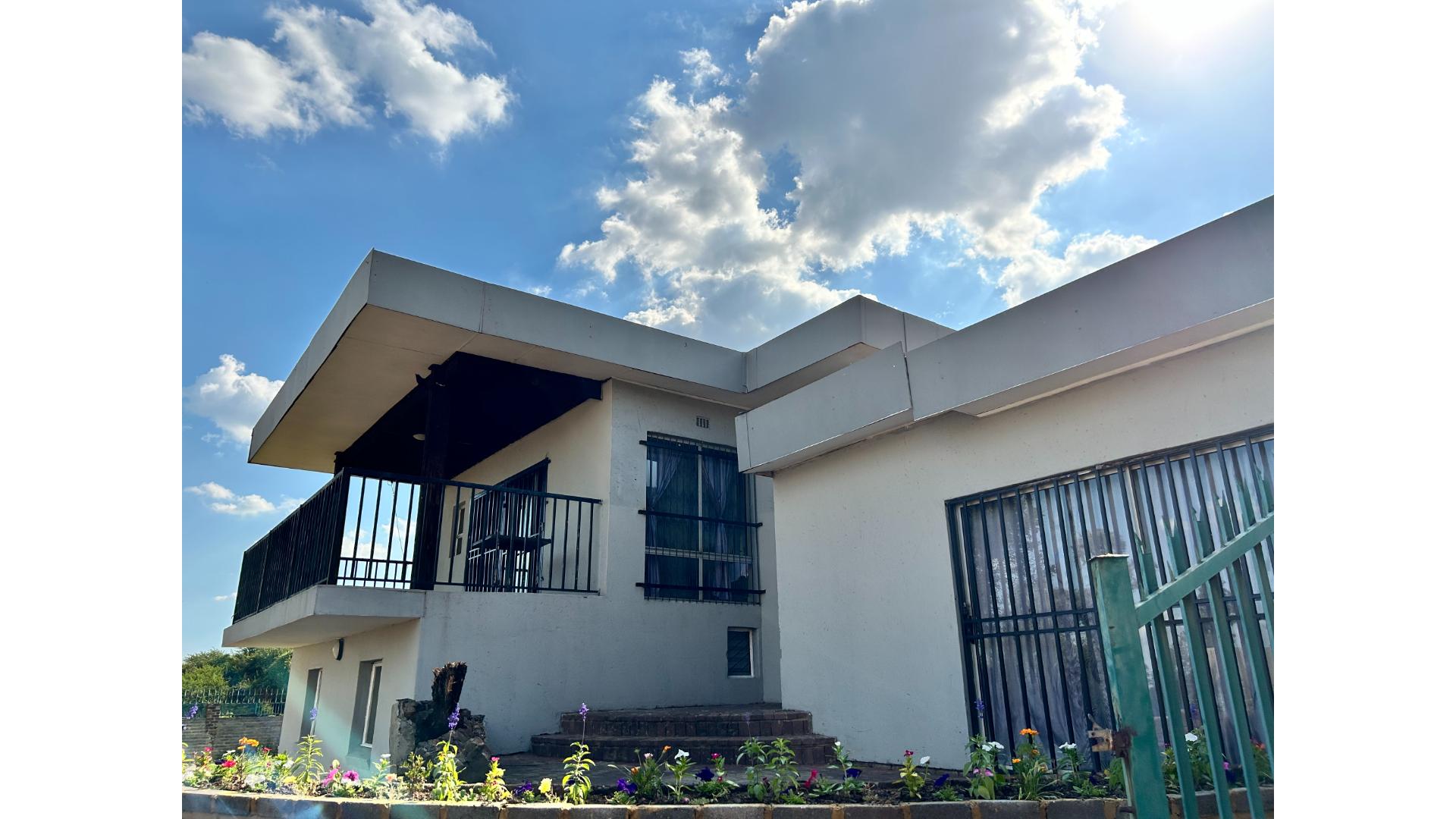 Bedworth Park Property Property and houses to rent in Bedworth Park