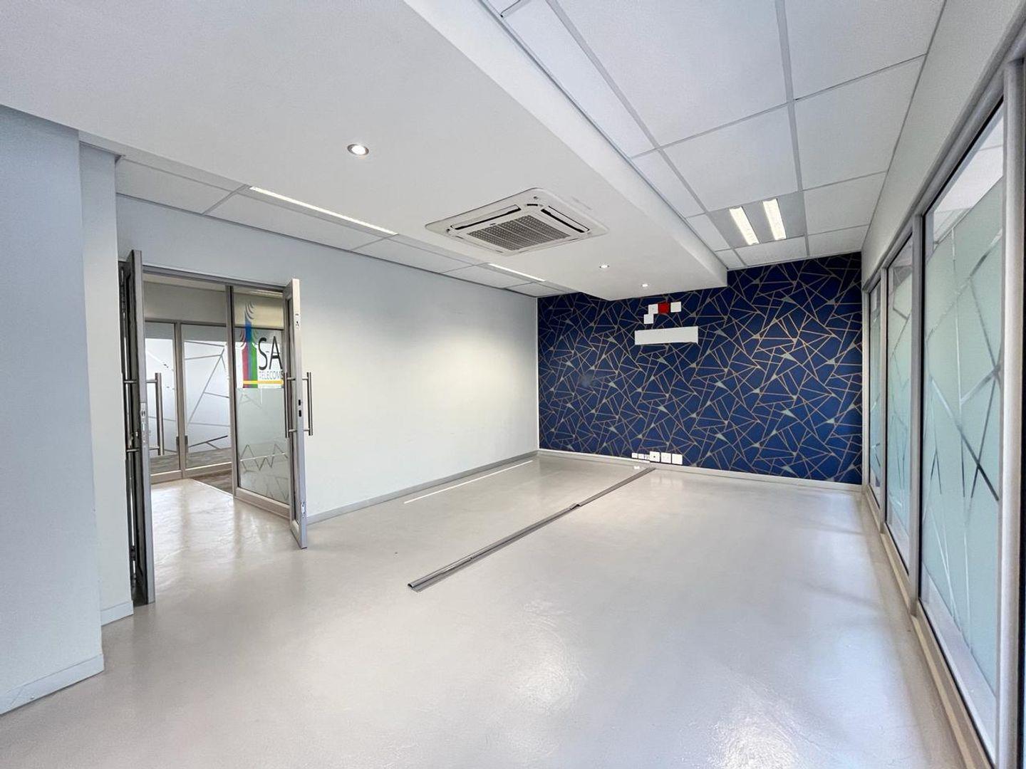 Commercial property for sale in Fourways 1 Cedar Office Estate, 1 Cnr