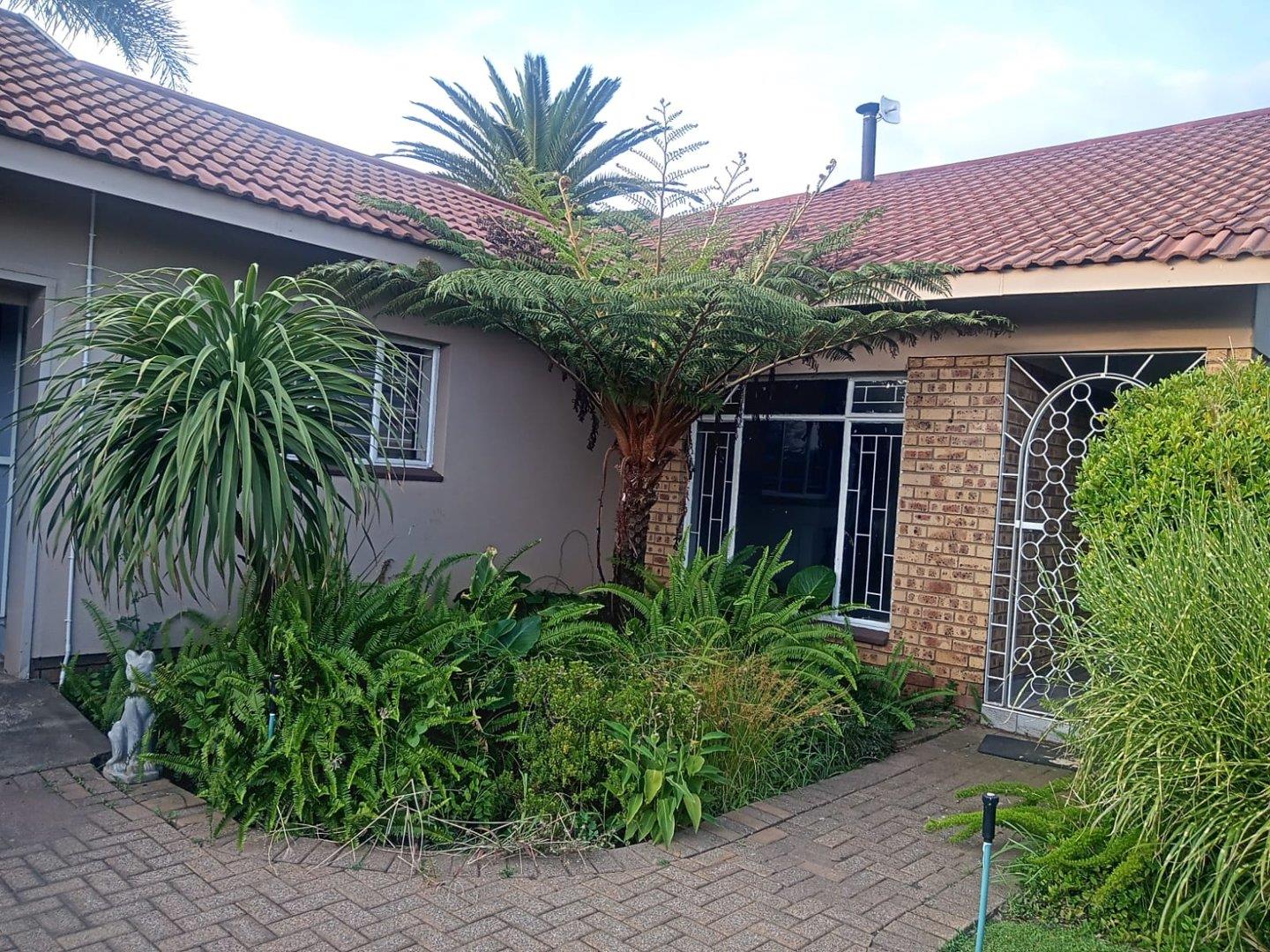 3 Bedroom House to rent in Falcon Ridge P24113948323